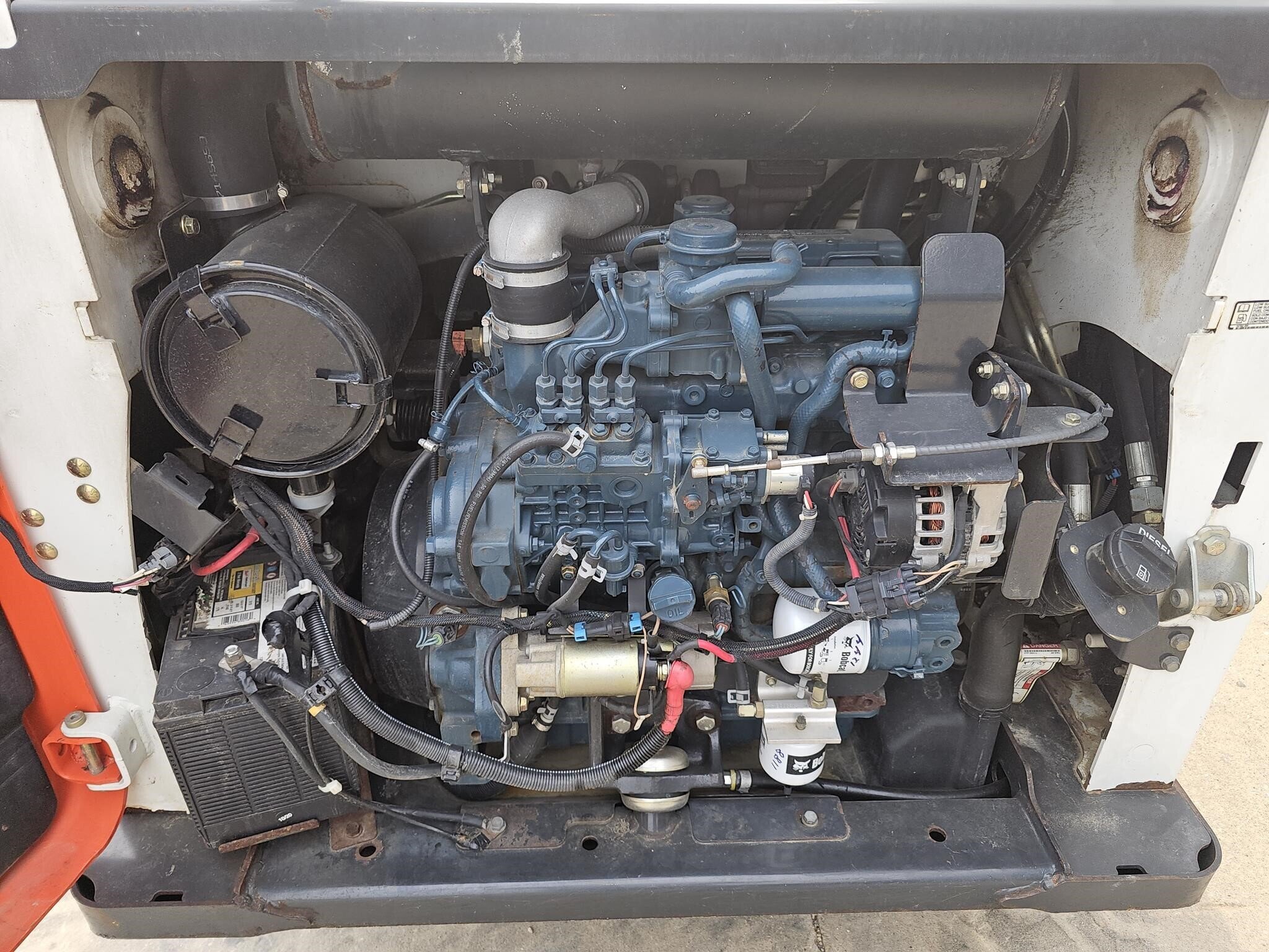 2011 Bobcat S650 Skid Steer thumbnail 10