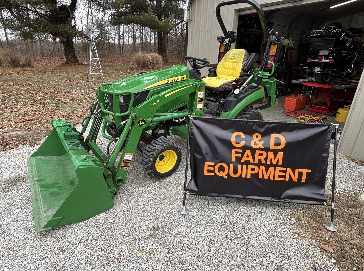 2023 John Deere 1025R