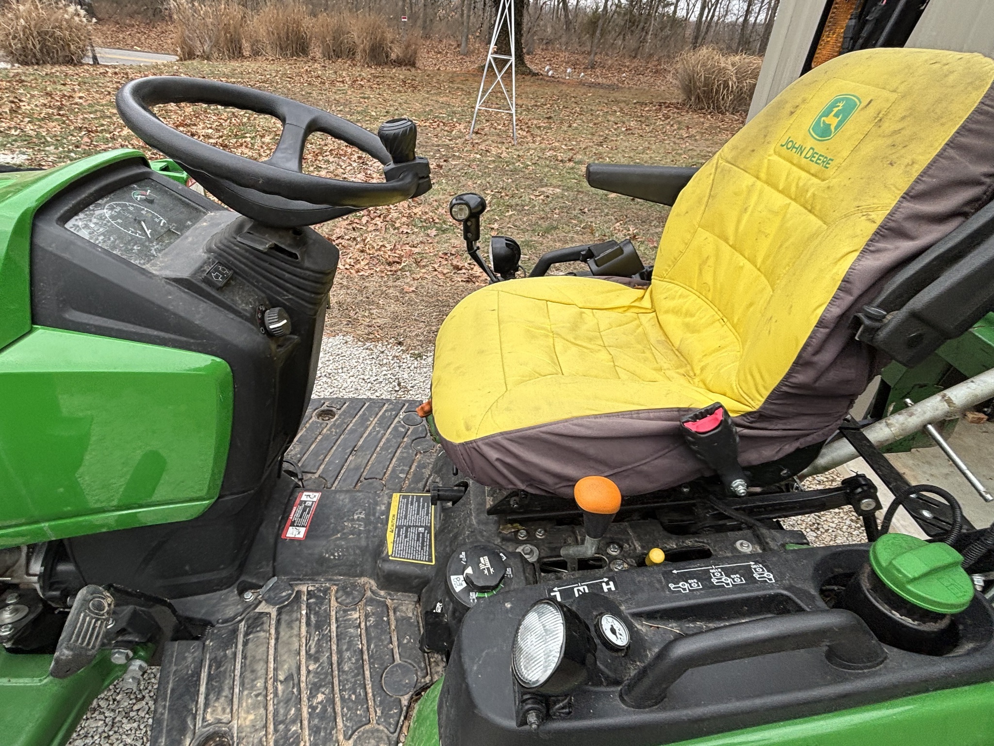 2023 John Deere 1025R thumbnail 7