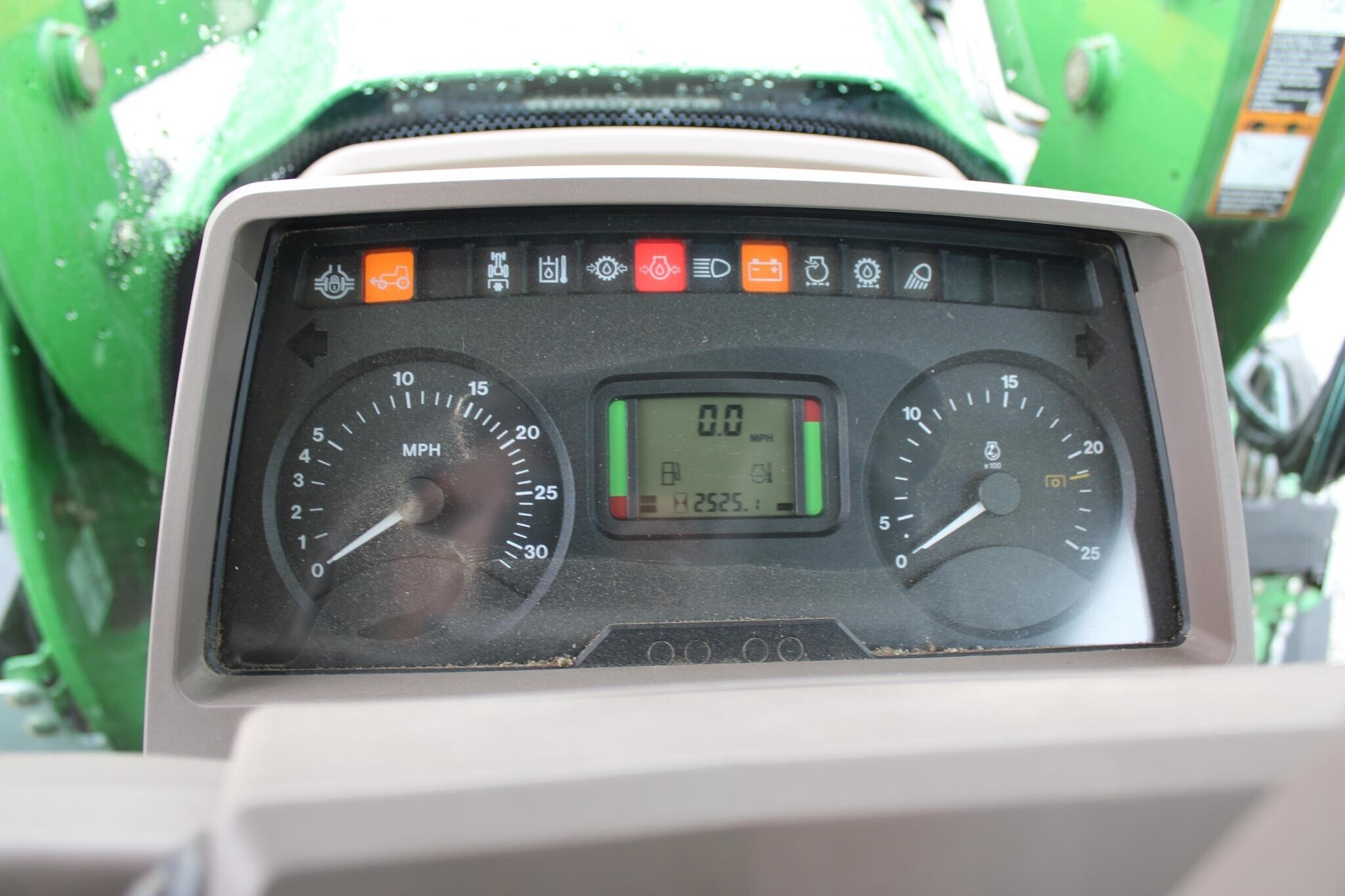 2009 John Deere 7330 thumbnail 12