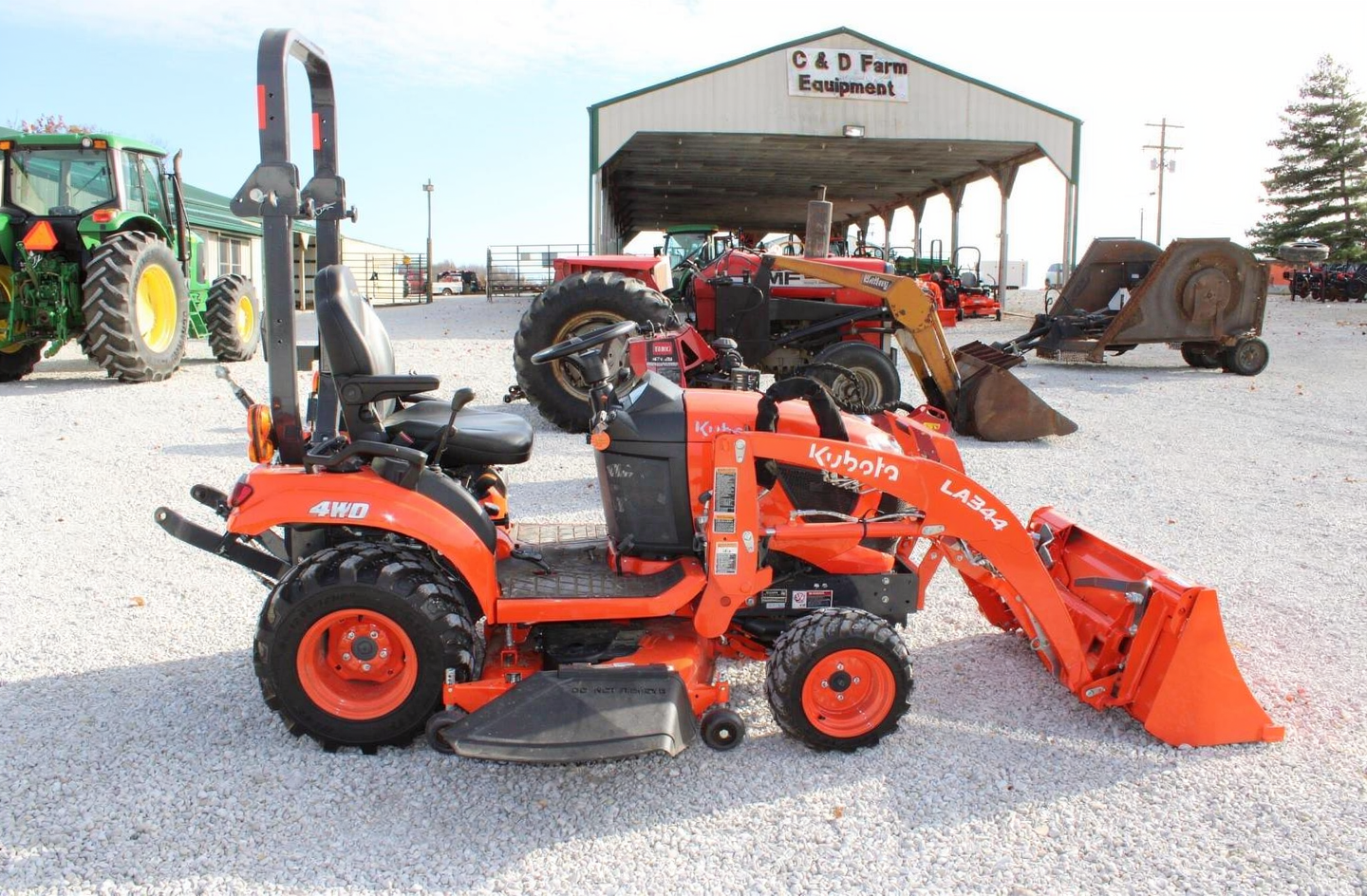 2022 Kubota BX2380 thumbnail 7